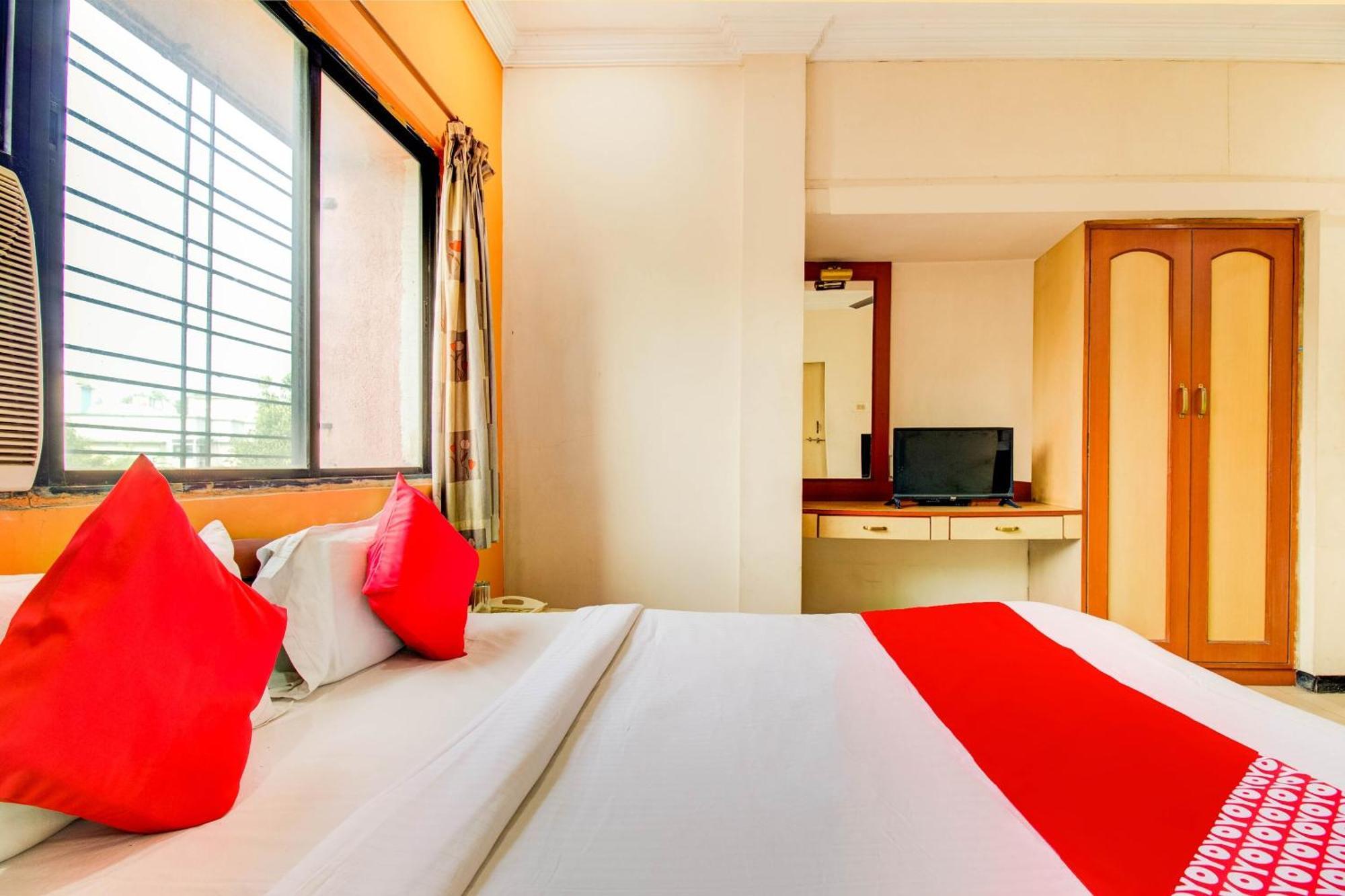 Hotel O Sri Jai Palace Nashik Esterno foto