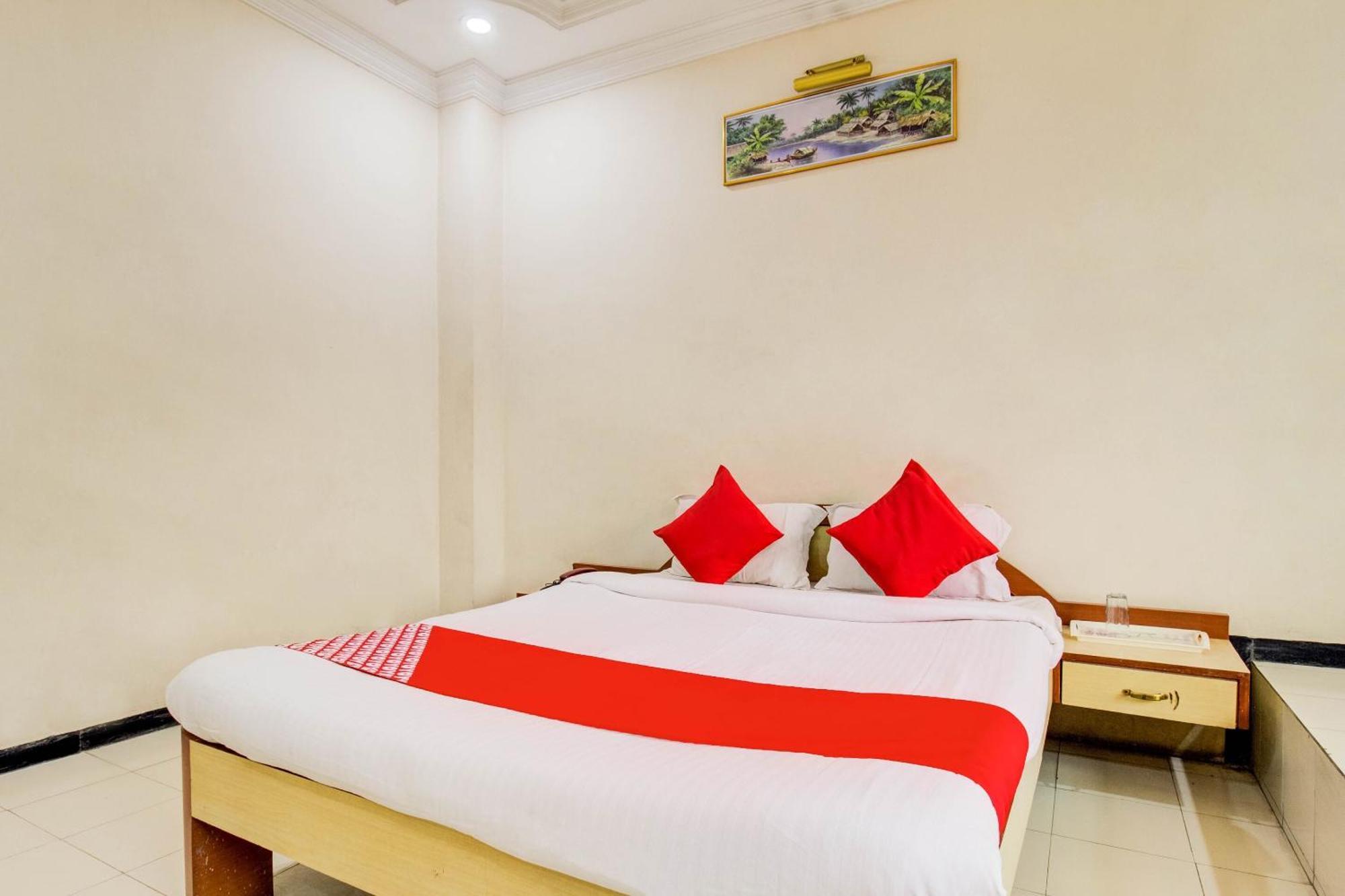 Hotel O Sri Jai Palace Nashik Esterno foto
